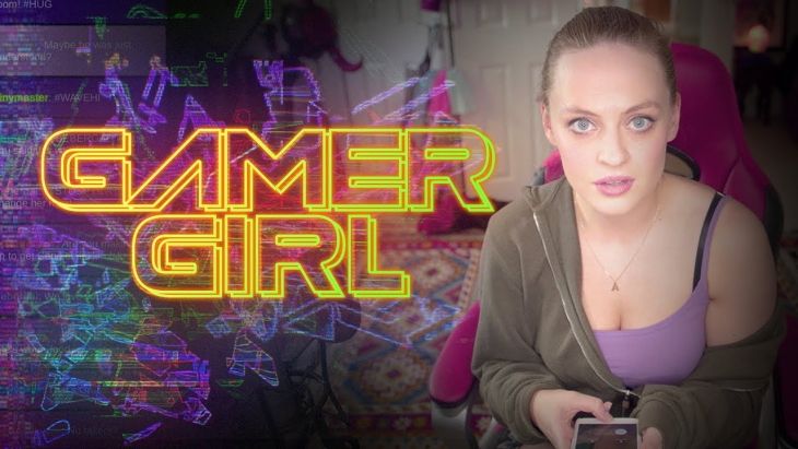 Gamer Girl 07
