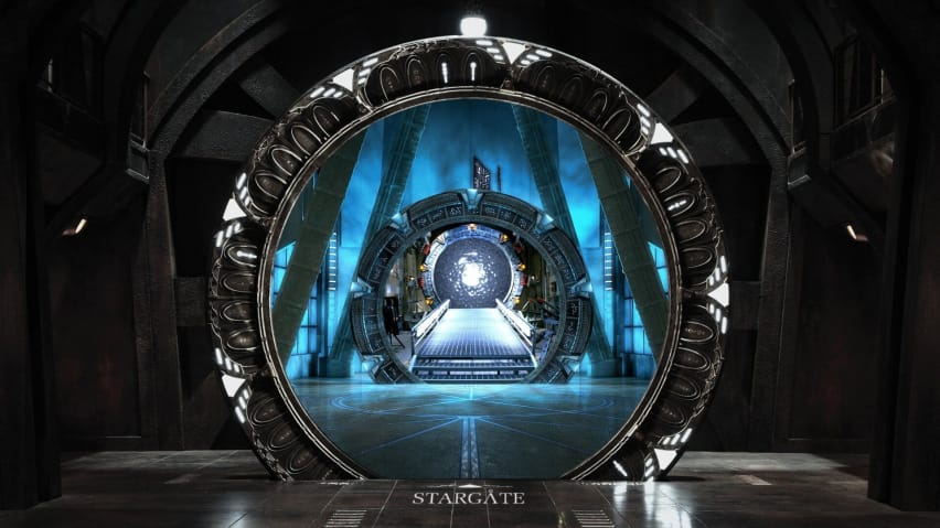 A través do portal azul Por que non temos máis xogos de Stargate?
