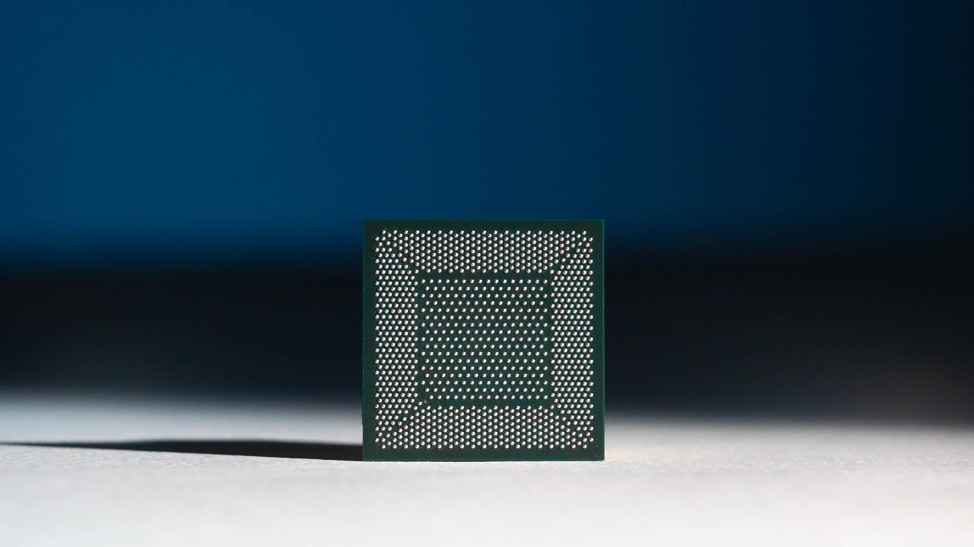 Intel Alder Lake gaming laptop CPU falls behind AMD in leaked benchmark, for now