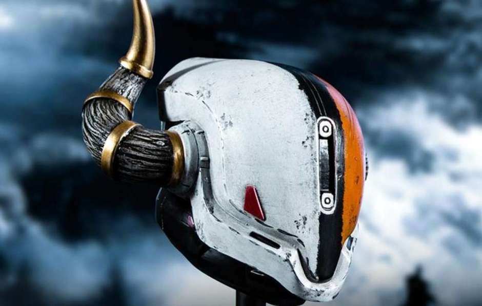 Helmet Destiny Lord Shaxx