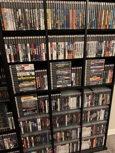 PlayStation Fan Shows Off Incredible Collection of Over 1,000 Games