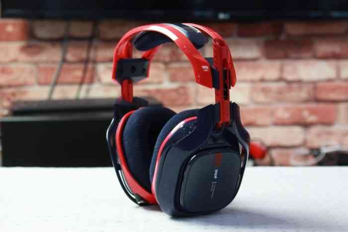 astro-gaming-a40-tr-x-edition-headset-min-700x467-9145459