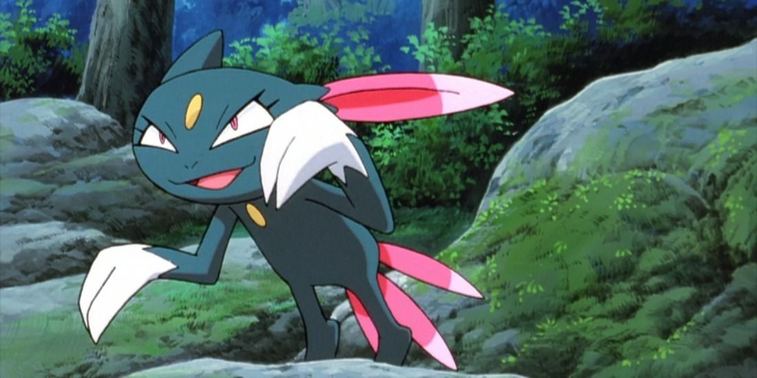 pokemon-anime-sneasel-sneaking-forest-steal-thief-7567476