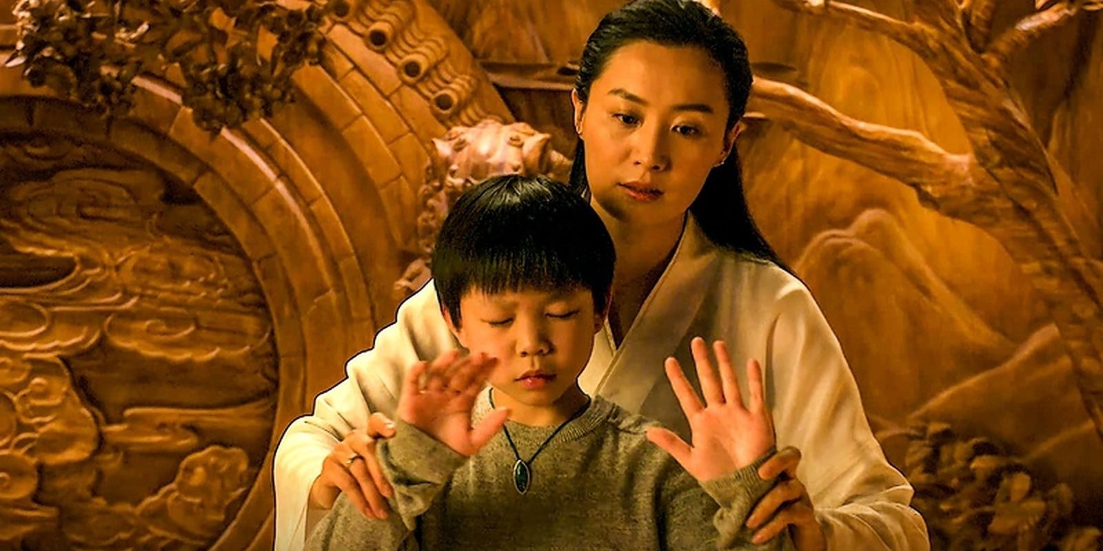 shang-chis-mother-trains-him-as-a-childv1-cropped-7269335