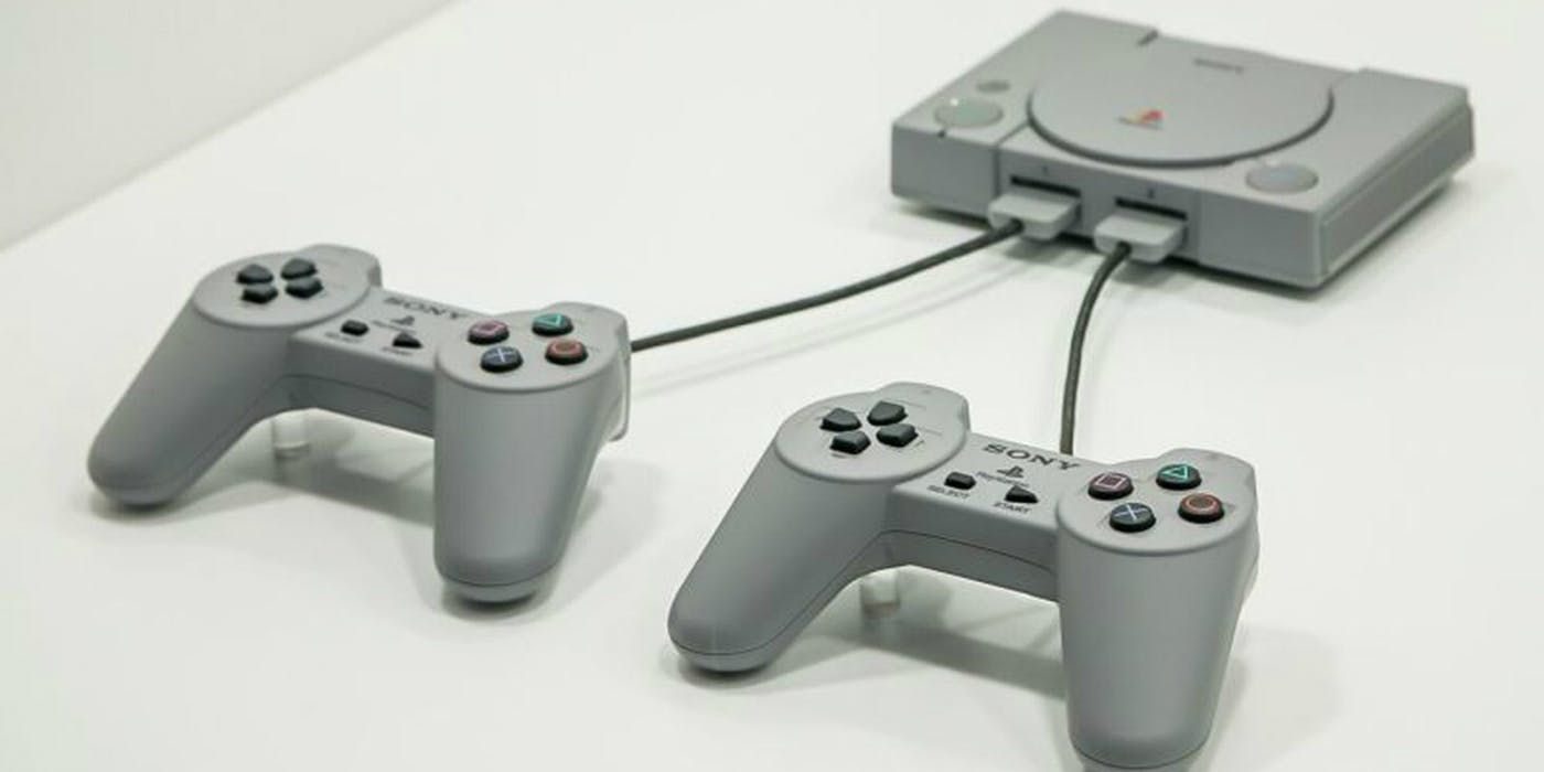 ps1-with-2-controllers-9898108