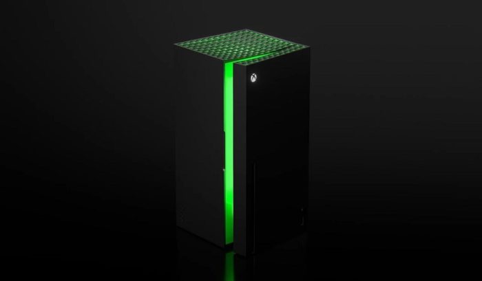 Міні-холодильник Xbox Series X 890x520 1 700x409.jpg
