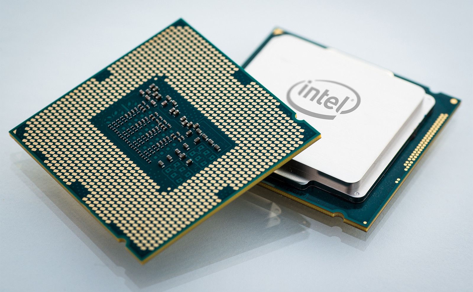 Intel Raptor Lake örgjörvi sást í fyrsta viðmiðaleka