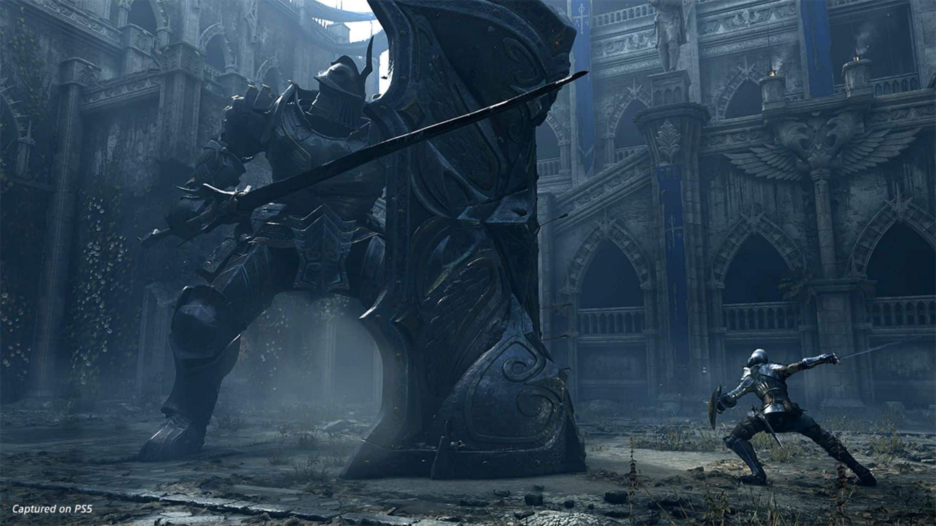 player fighting tower knight in demon's souls remake