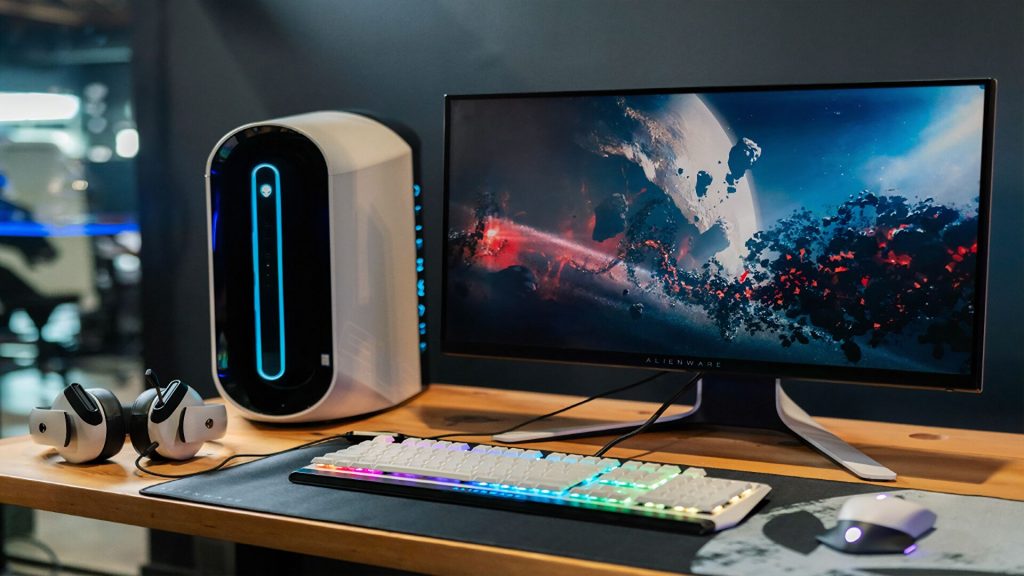 Alienware Crop