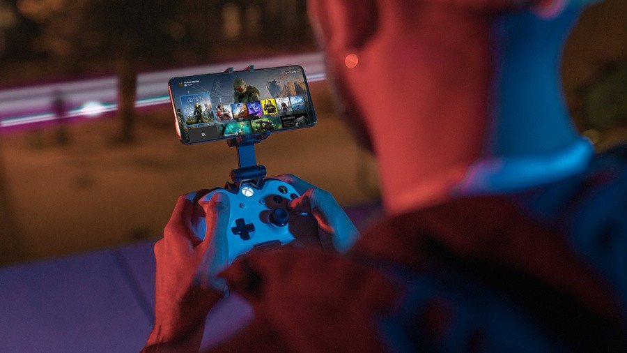 Logitech Is Working With Xbox On A Dedicated Cloud Gaming Handheld.900x