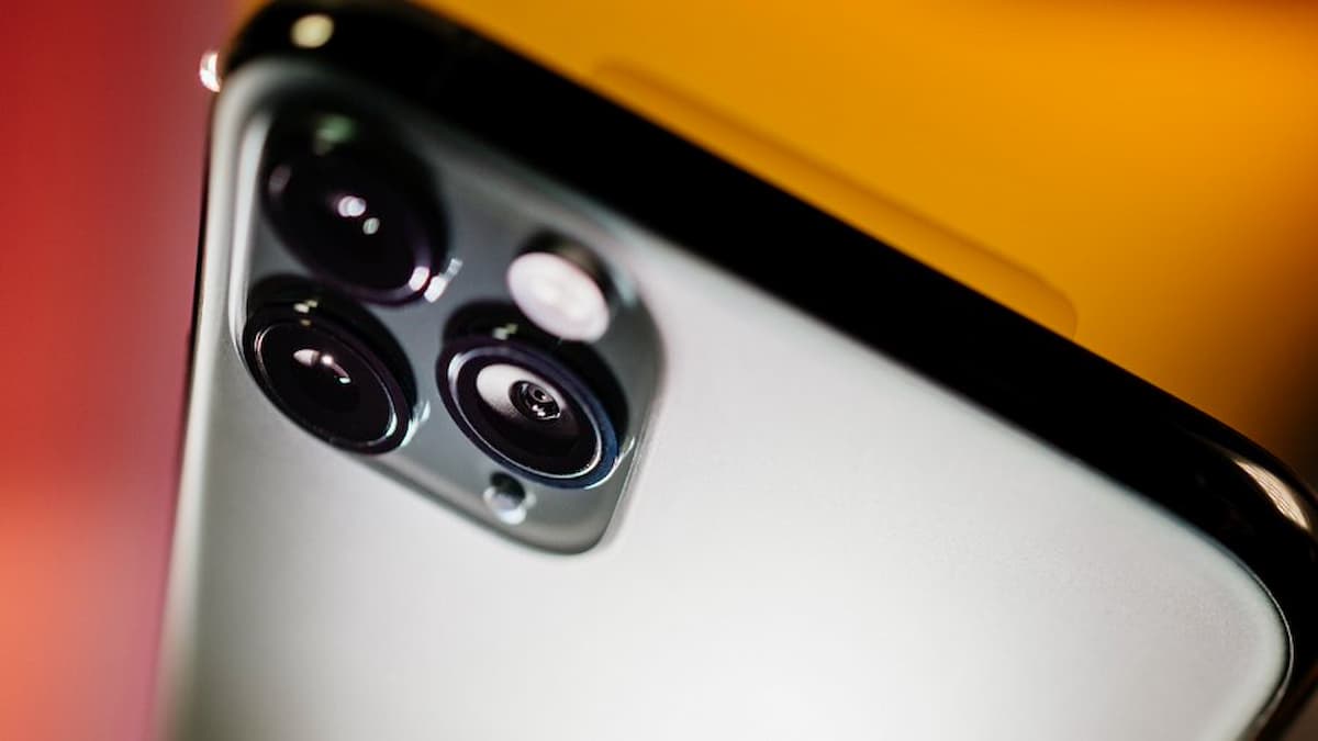 iPhone 15 Pro Max Adopt Periscopic Telephoto Lens
